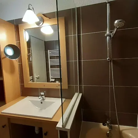 Duplex 6 Pers, Skis Aux Pieds, Piscine & Sauna - L'alpe D'huez - Fr-1-405-211 Apartment
